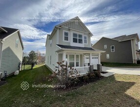 10318 Blackstone Drive in Huntersville, NC - Foto de edificio - Building Photo