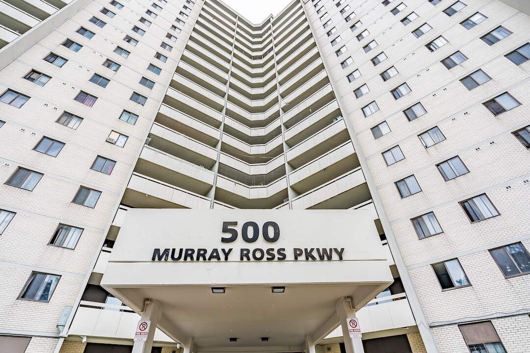 1 Month Free RentMurray Ross Apartments in Toronto, ON - Building Photo