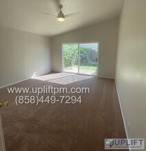 819 Mimosa Creek Ln in Ramona, CA - Building Photo - Building Photo