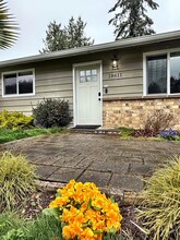 18611 10th Ave NE in Poulsbo, WA - Building Photo - Building Photo