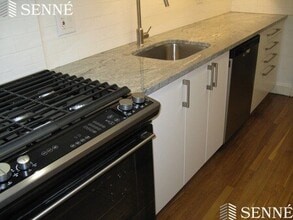 14 Ware St, Unit 1 in Cambridge, MA - Building Photo - Building Photo