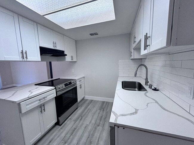 10433-10433 El Mercado Dr in Rancho Cordova, CA - Building Photo - Building Photo