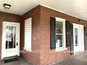 1306 Patterson Ave SW in Roanoke, VA - Building Photo - Building Photo