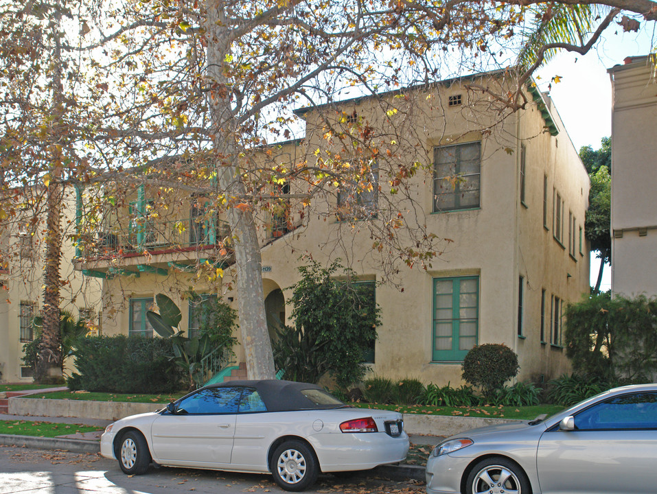 1137 S Wooster St in Los Angeles, CA - Building Photo