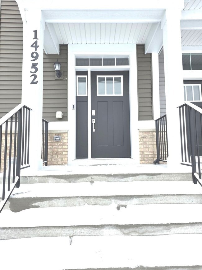 property at 14952 Dyer Ln