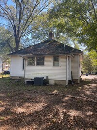 229 Temple Ave in Sanford, NC - Building Photo - Building Photo