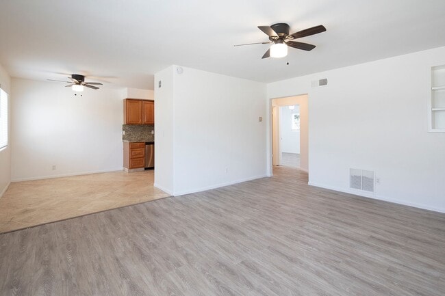 property at 943 Oak Ave