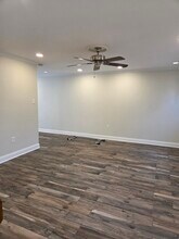 218 Terry Pky, Unit B in Gretna, LA - Foto de edificio - Building Photo