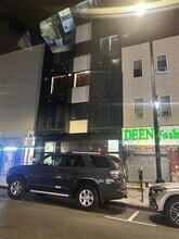 765 Newark Ave in Jersey City, NJ - Building Photo - Building Photo