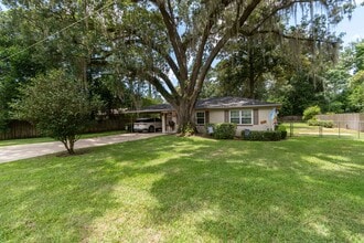 3924 NW 14th St in Gainesville, FL - Building Photo - Building Photo