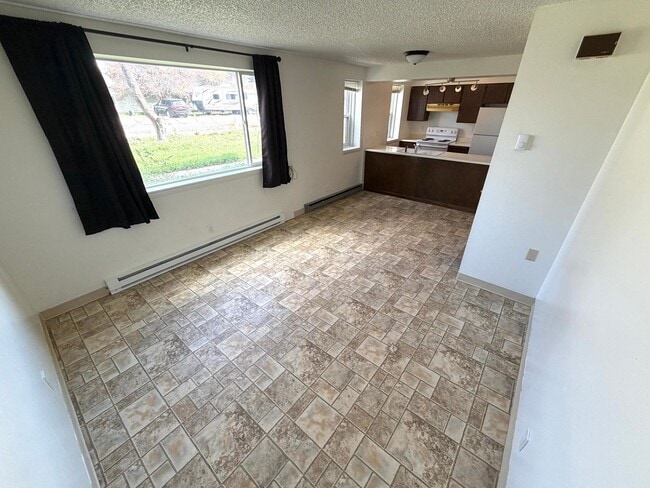 413 N Cherry St in Townsend, MT - Building Photo - Building Photo