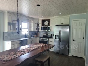 578 Gap Hill Rd in Six Mile, SC - Building Photo - Building Photo