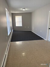 344 Washington Ave in Waterbury, CT - Foto de edificio - Building Photo