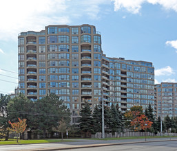 20 Guildwood Pky in Toronto, ON - Building Photo - Building Photo