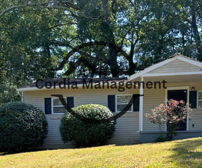 3361 Lawrence St in Scottdale, GA - Building Photo