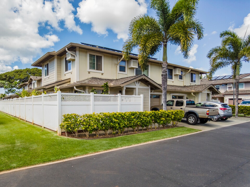 Nohona at Kapolei in Kapolei, HI - Building Photo
