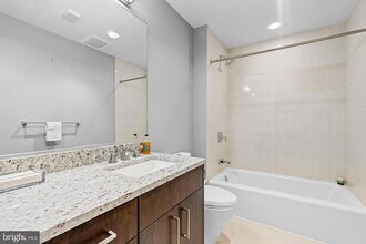 7171 Woodmont Ave, Unit 206 in Bethesda, MD - Building Photo - Building Photo