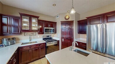 2830 Regina Ave in Regina, SK - Building Photo - Building Photo