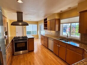 1150 SE Polk Cir in Camas, WA - Building Photo - Building Photo
