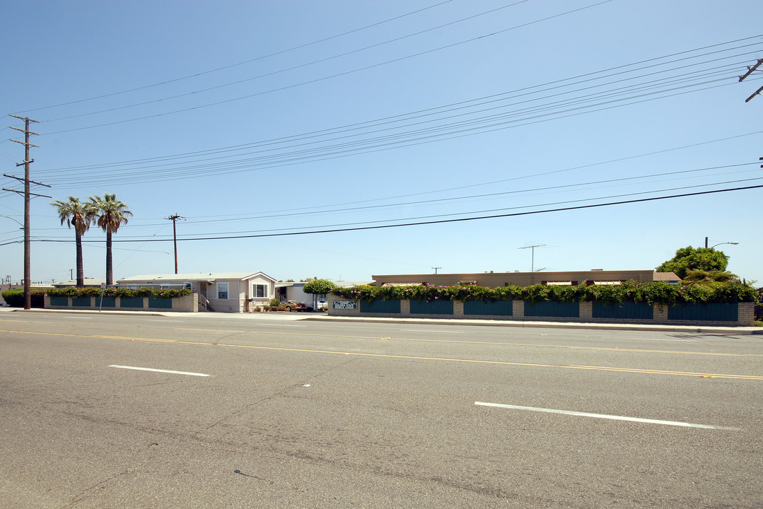 Golden State Mobile Lodge in Torrance, CA - Building Photo