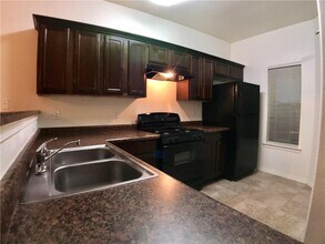 13016 Stonington Ln in El Paso, TX - Building Photo - Building Photo