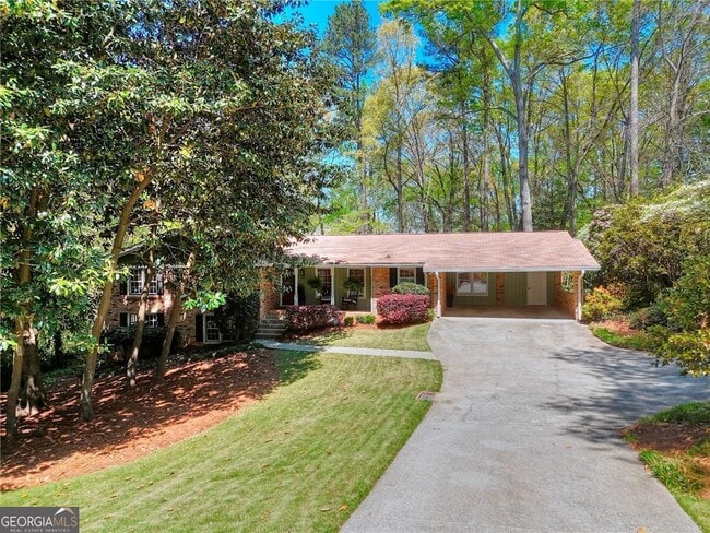 1531 Cooper Lake Rd SE in Smyrna, GA - Building Photo - Building Photo