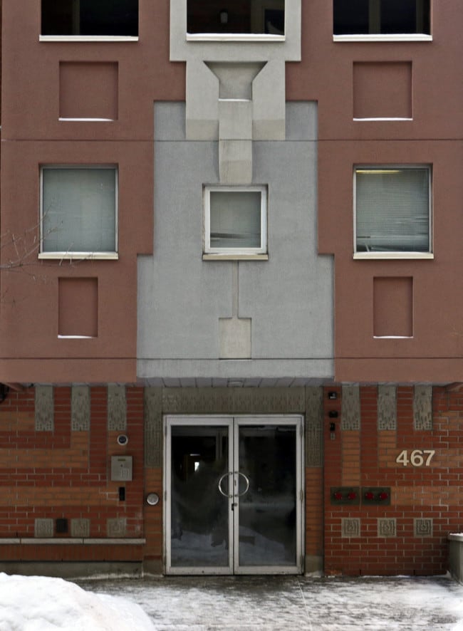 467 Laurier Ave W in Ottawa, ON - Building Photo - Building Photo