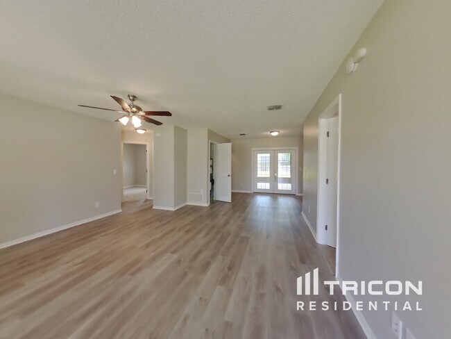 2159 Acorn Manor in Middleburg, FL - Building Photo - Building Photo