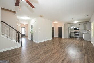 707 Overlook Gln Dr in Lawrenceville, GA - Building Photo - Building Photo