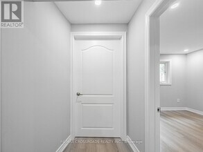 59 Bonnydon Crescent in Toronto, ON - Building Photo - Building Photo