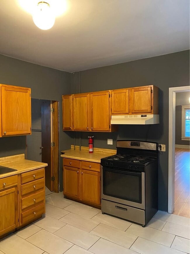 670 S Martin Luther King Jr Ave, Unit #1