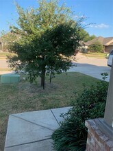 108 Dove Landing Ct in Navasota, TX - Building Photo - Building Photo