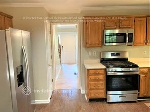 225 Tennis Ct Ln in Kennesaw, GA - Building Photo - Building Photo