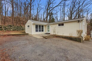 19 King St in Croton-on-Hudson, NY - Building Photo