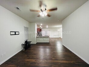 9315 Grand Valley Dr in Charlotte, NC - Building Photo - Building Photo