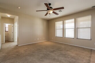 6890 S Pearl Dr in Chandler, AZ - Building Photo - Building Photo