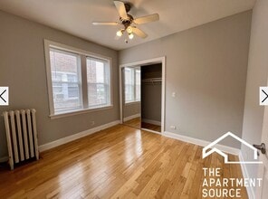 2900 N Kolmar Ave, Unit 3 in Chicago, IL - Foto de edificio - Building Photo