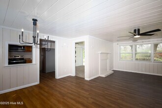 1190 Blue Creek Rd in Jacksonville, NC - Building Photo - Building Photo