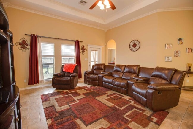 6733 Old Square Dr in Corpus Christi, TX - Building Photo - Building Photo