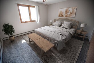 1920 Roosevelt Dr in Northfield, MN - Building Photo - Building Photo