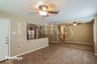 813 Luella Ave in Deer Park, TX - Building Photo - Building Photo