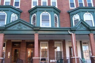 2708 Saint Paul St, Unit 2FF in Baltimore, MD - Building Photo