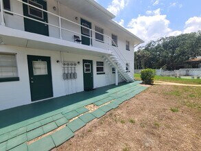 1800 S Palmetto Ave, Unit 106 in South Daytona, FL - Building Photo - Building Photo