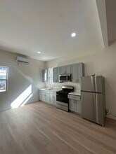 1223 Elden Ave, Unit C in Los Angeles, CA - Building Photo - Building Photo