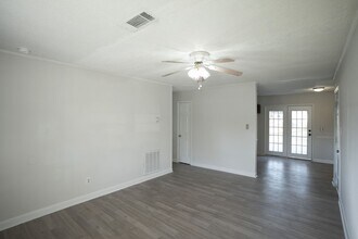 3321 Young Forest Dr in Augusta, GA - Foto de edificio - Building Photo