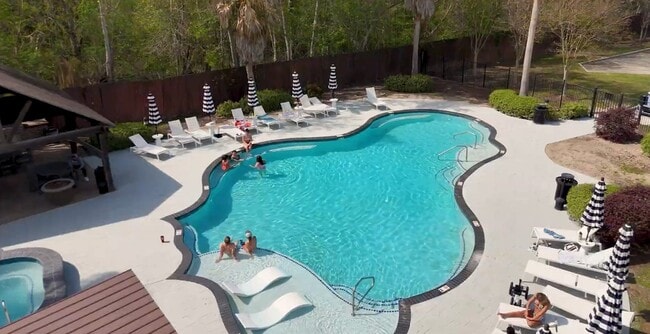 The Villas at Riverbend in Baton Rouge, LA - Building Photo - Building Photo