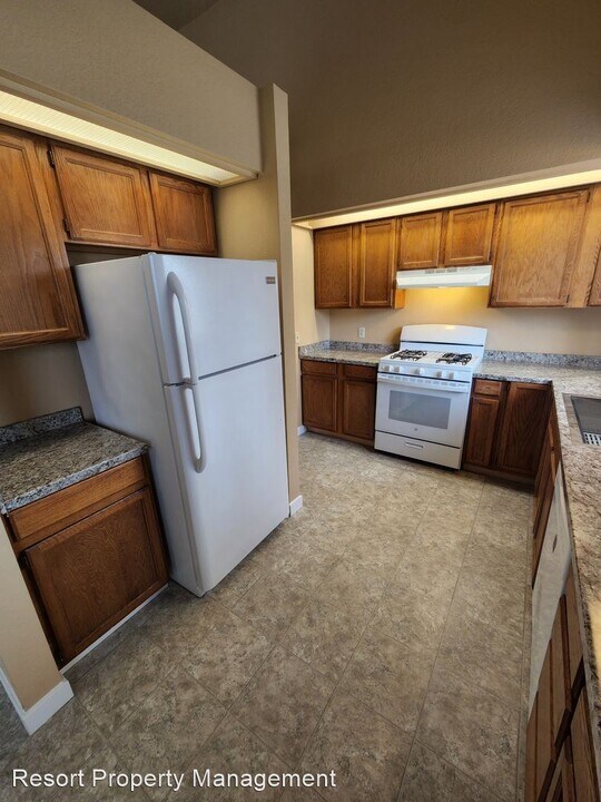 1806 E 3rd Ave Photo