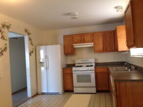 16024 Hauss Ave in Eastpointe, MI - Building Photo - Building Photo