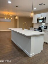 6943 E Loma Land Dr in Scottsdale, AZ - Building Photo - Building Photo