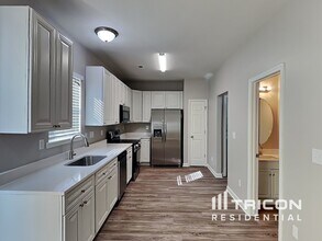 1330 Nadies Ct in Charlotte, NC - Building Photo - Building Photo